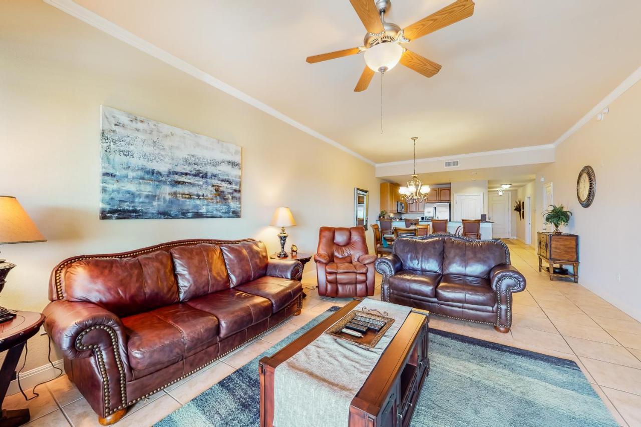 The Waters Condo Building 3 Horseshoe Bay Zimmer foto