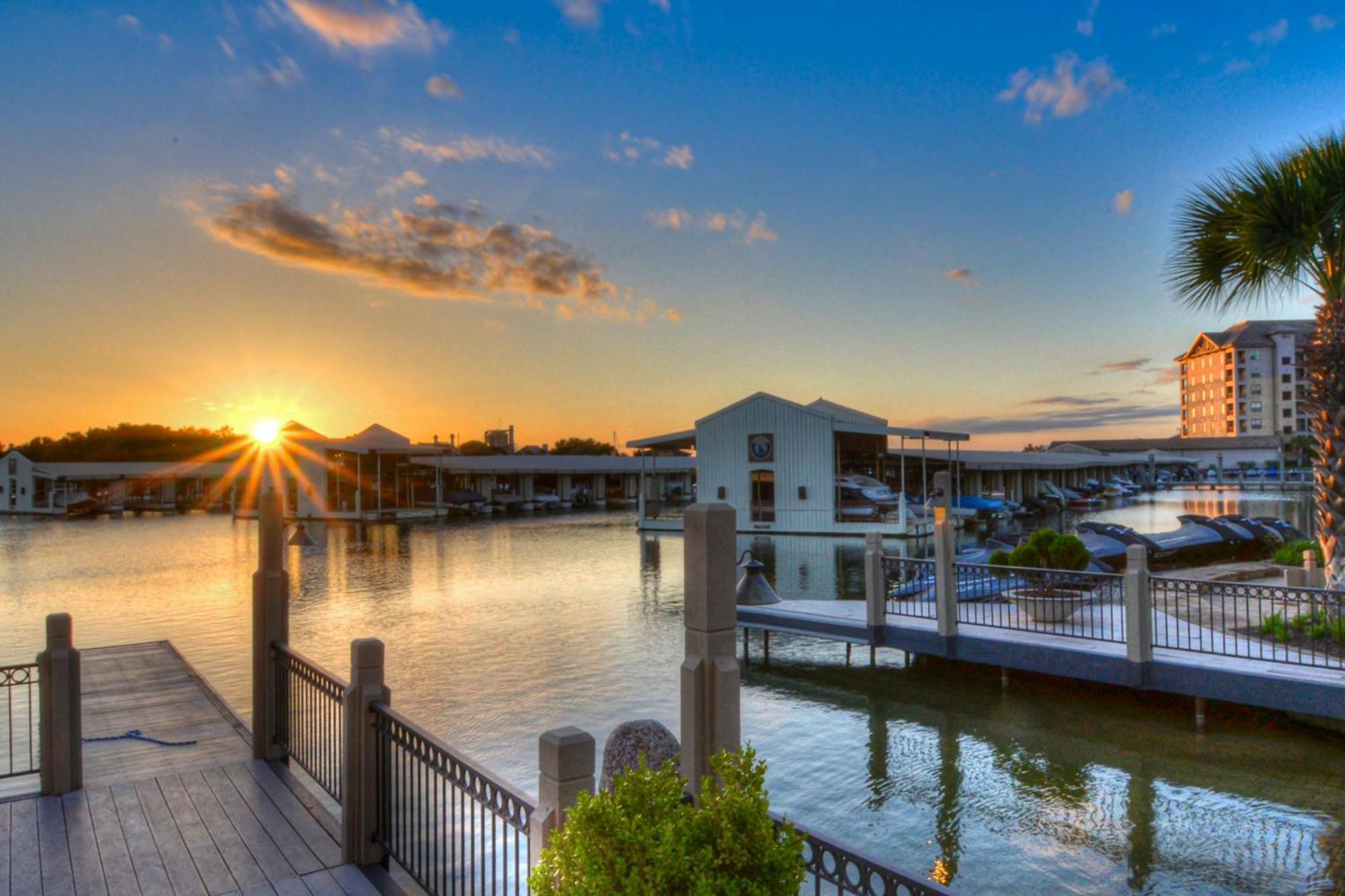 The Waters Condo Building 3 Horseshoe Bay Exterior foto