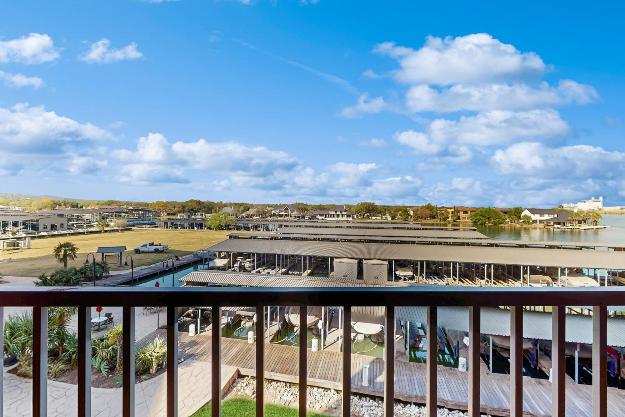 The Waters Condo Building 3 Horseshoe Bay Exterior foto